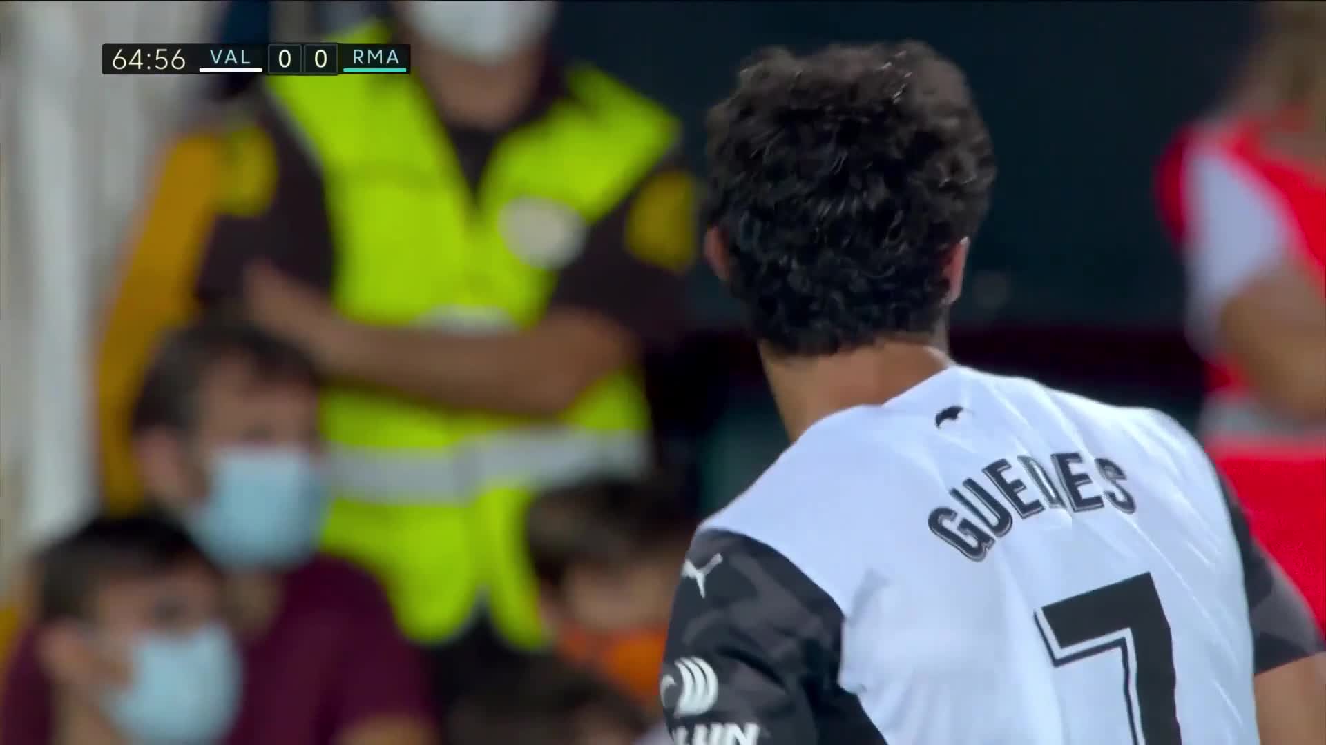 皇马客场落后 瓦伦小将杜罗劲射破门建功（皇马1-4瓦伦西亚）