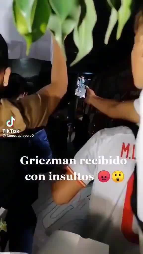 马竞球迷赛前怒骂格列兹曼：你是条狗！臭老鼠！（马竞球迷为什么恨格列兹曼）