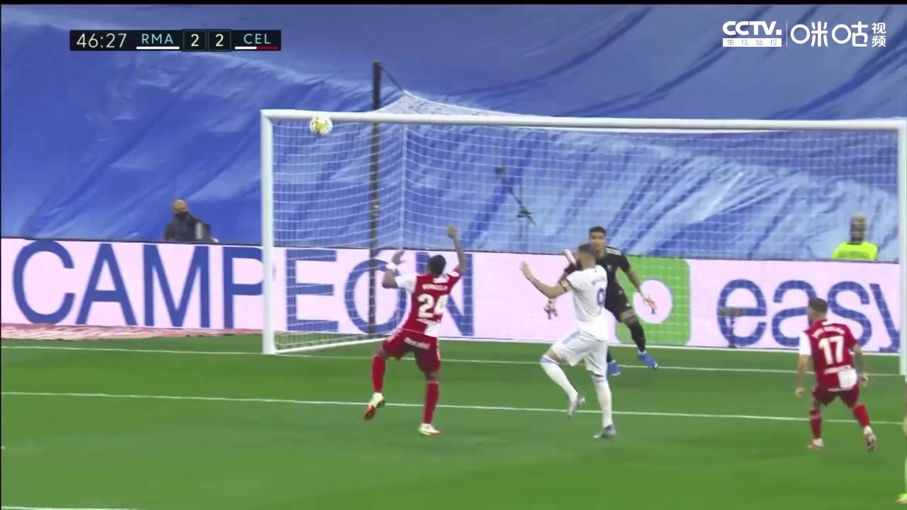 米格尔精准传中送助攻 本泽马头球梅开二度（米格尔-本切特）