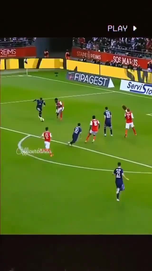 国外网友对比梅西在巴黎和巴萨的跑位（国外网友对比梅西在巴黎和巴萨的跑位视频）