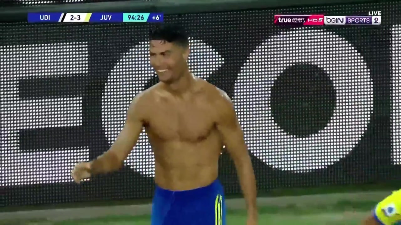 C罗补时破门绝杀被判越位 进球取消脱衣庆祝吃到黄牌（c罗推开）