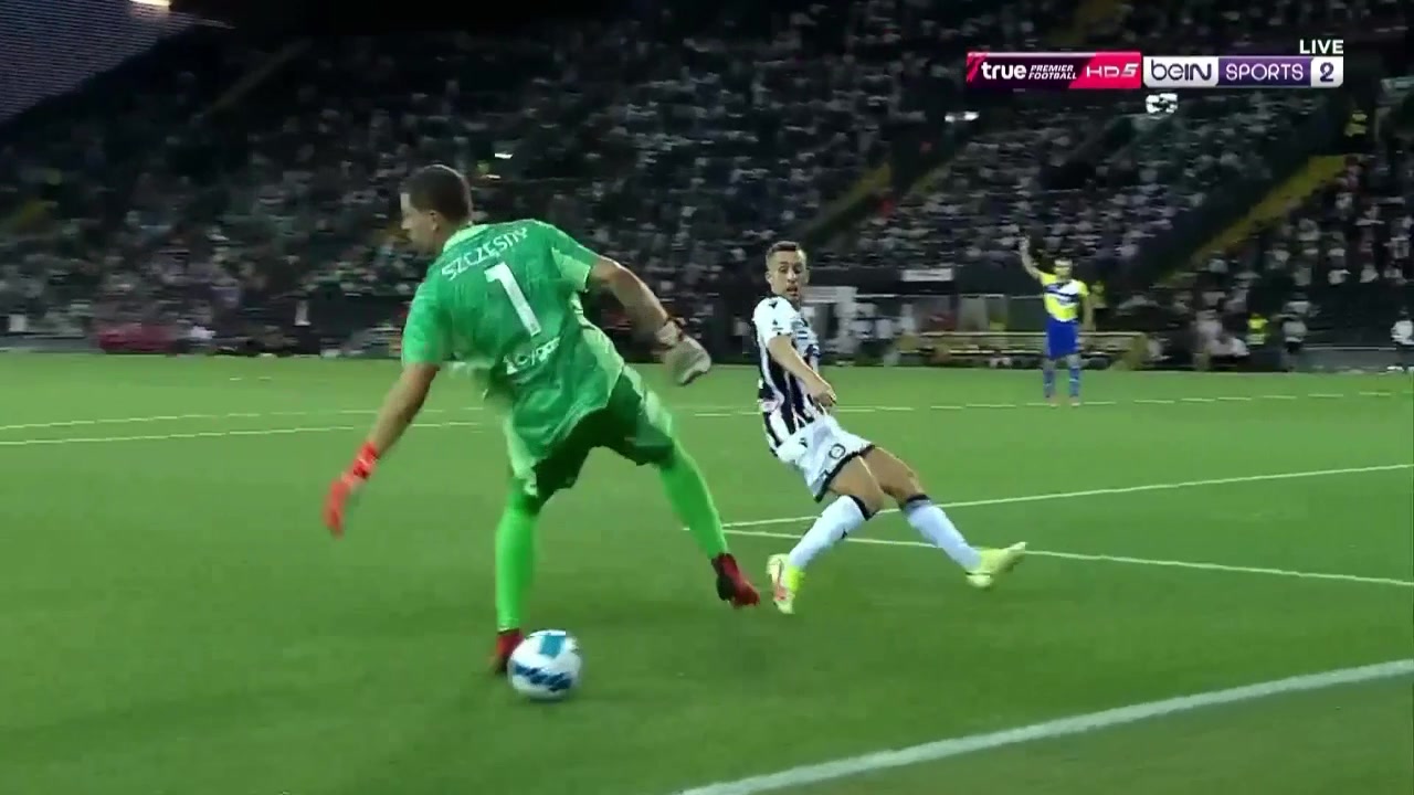 引火烧身！什琴斯尼玩火失误被断送空门大礼（什琴斯尼为什么被卖了）