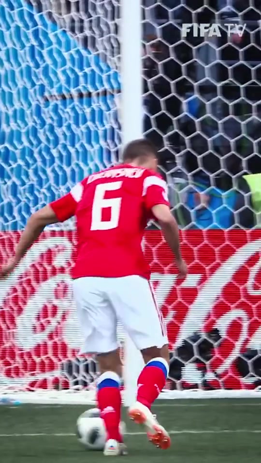 连停带过，以静制动！回顾切里舍夫18世界杯精彩进球！（切里舍夫皇马事件）