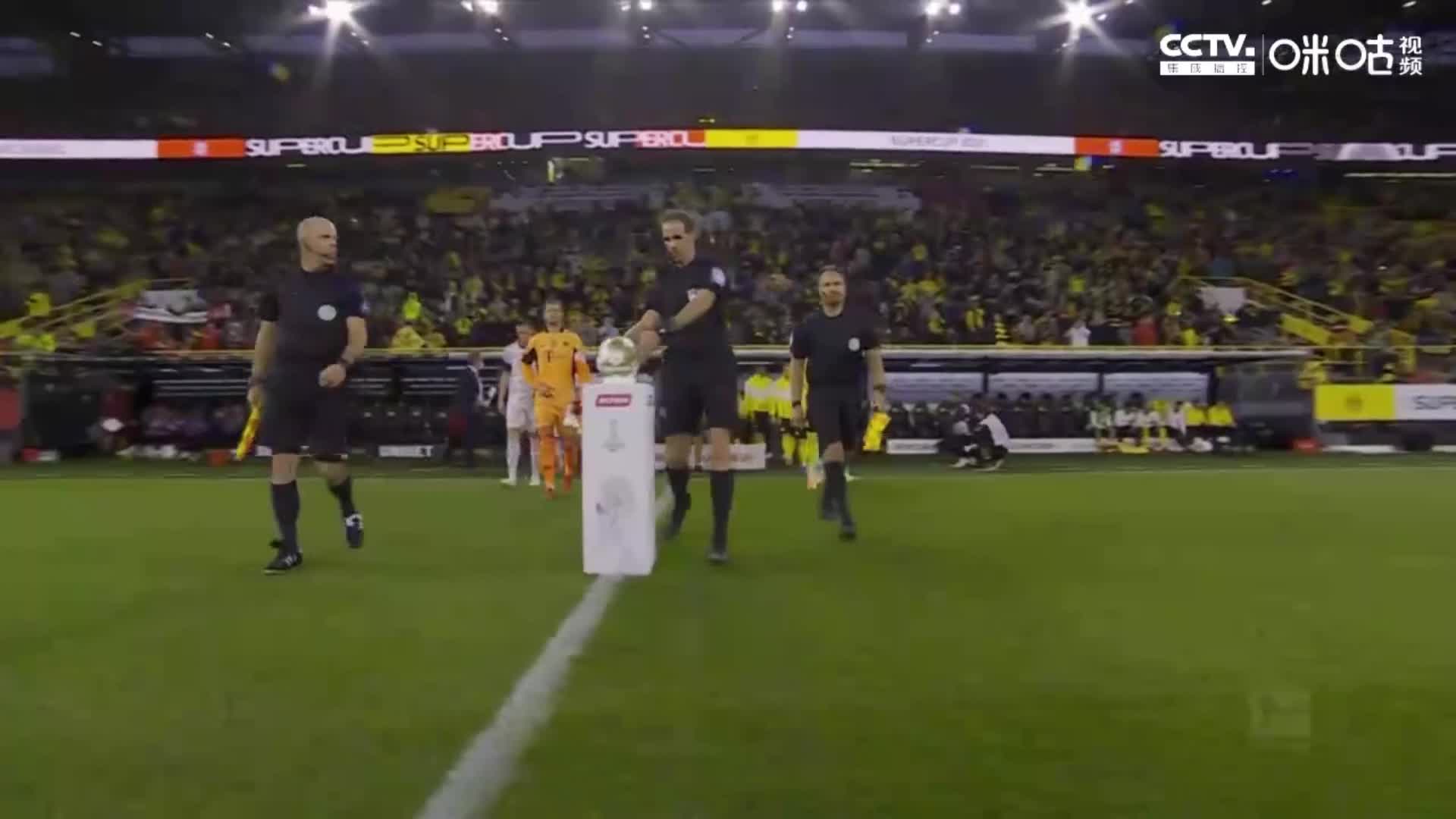 【集锦】	德超杯-莱万双响罗伊斯世界波 拜仁3-1多特卫冕成功（德超杯:莱万梅开二度 拜仁3-1多特夺冠）