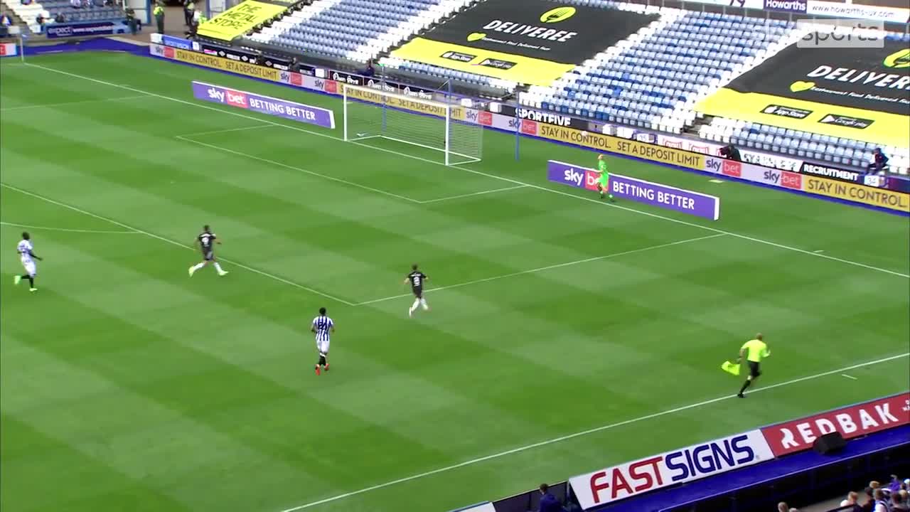 哈德斯菲尔德门将和后卫谁的锅？（哈德斯菲尔德队）