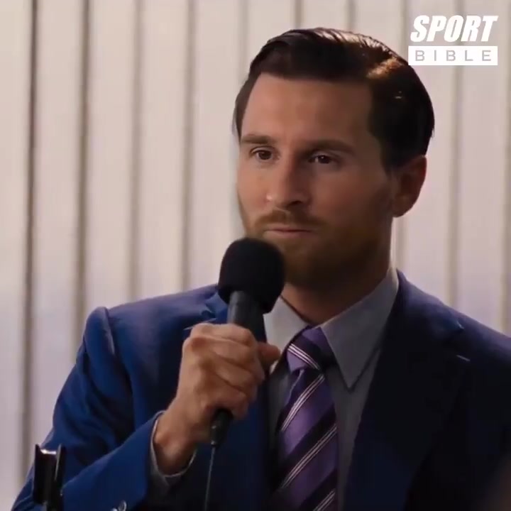 哈哈！网友恶搞梅西新闻发布会（恶搞梅西转会）