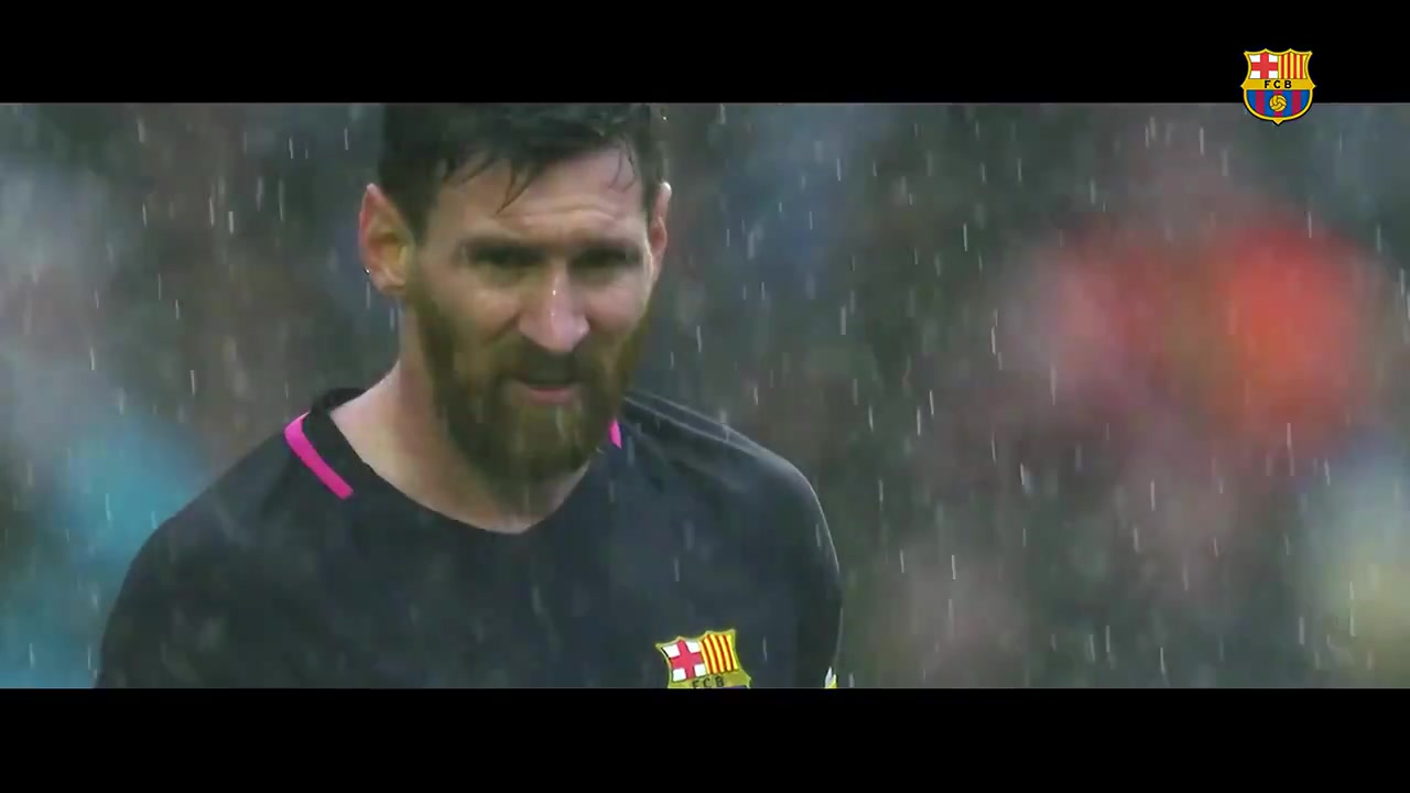 巴萨官方视频告别梅西：谢谢你，里奥！（巴萨官方集锦告别梅西）