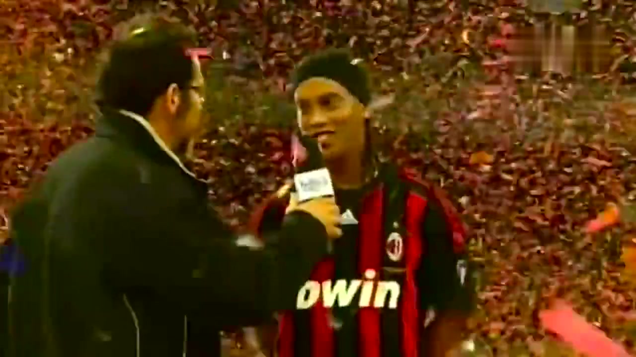 08年小罗亮相米兰！堪比欧洲杯冠军颁奖（08年小罗亮相米兰!堪比欧洲杯冠军颁奖了吗）