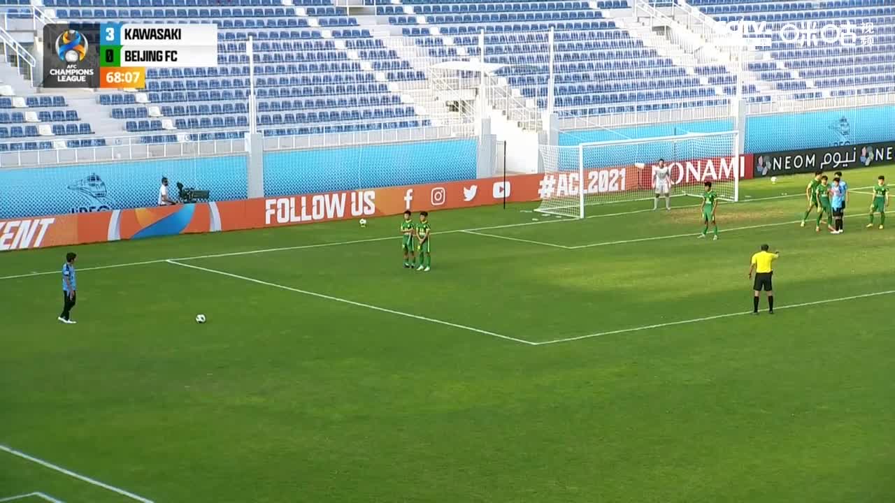 4-0！小塚和季小角度精彩任意球得分梅开二度