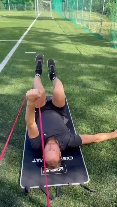 看看奥布拉克的个人训练~世界第一门将就是这么炼成的（奥布拉克为什么是第一门将）