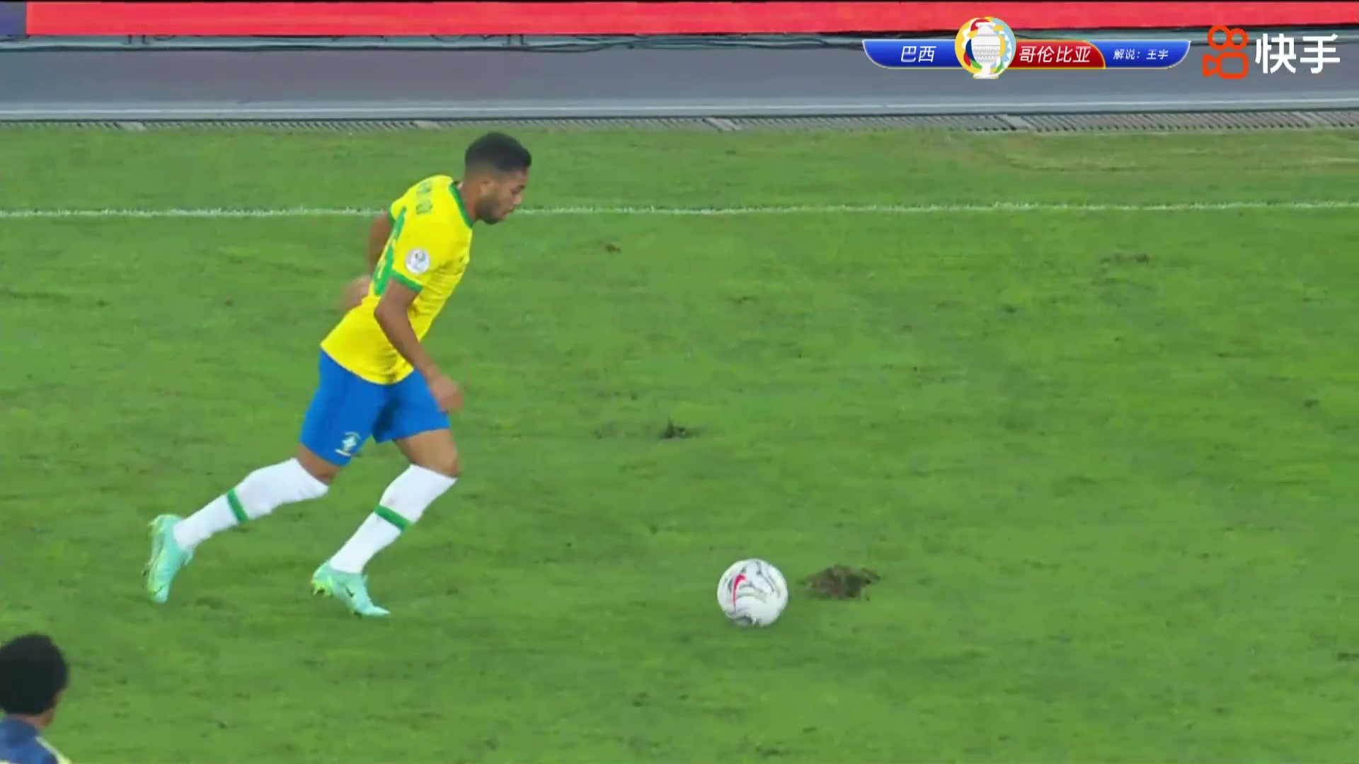 巴西扳平比分！菲尔米诺禁区内头球破门建功（菲尔米诺巴西国家队）