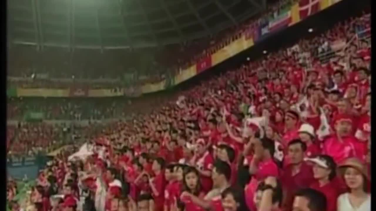 足球史最黑暗一天！19年前的今天：韩国2-1意大利进世界杯八强！（意大利 韩国世界杯）
