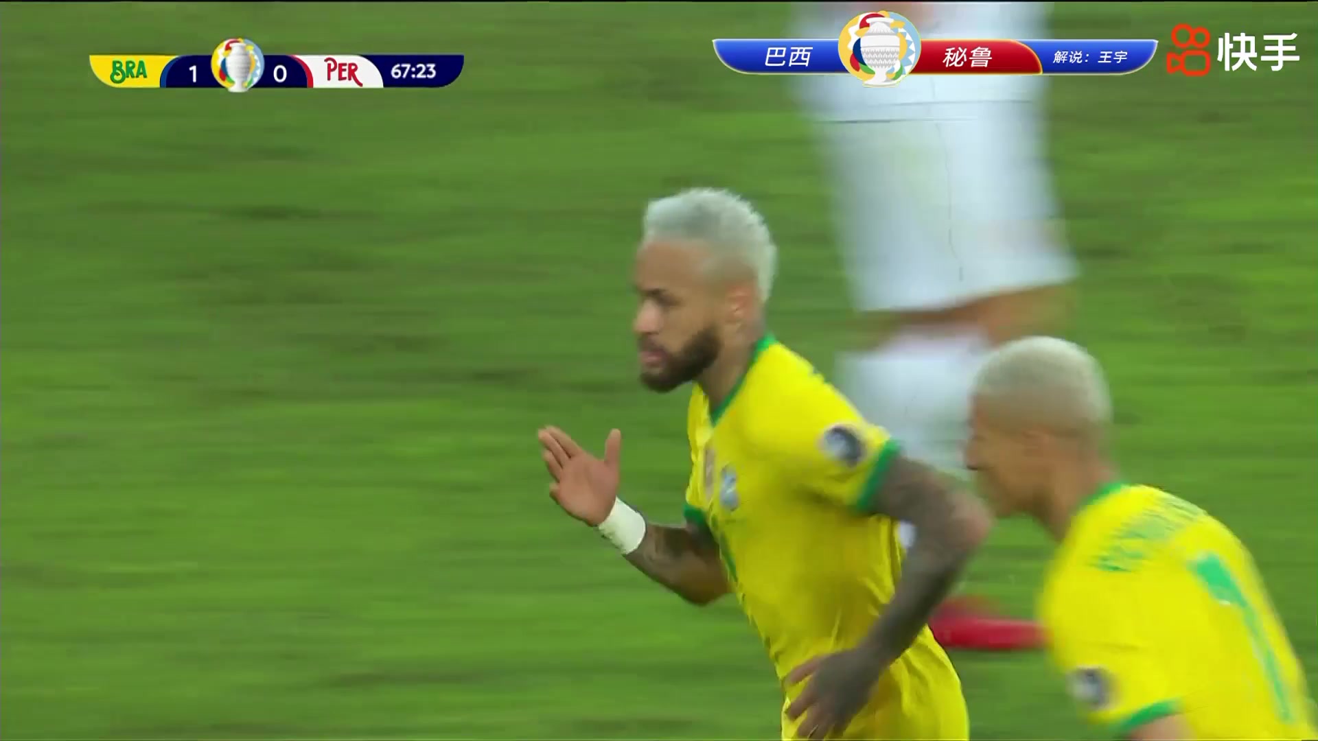 巴西队再下一城！内马尔禁区外转身劲射破门（巴西队的内马尔）