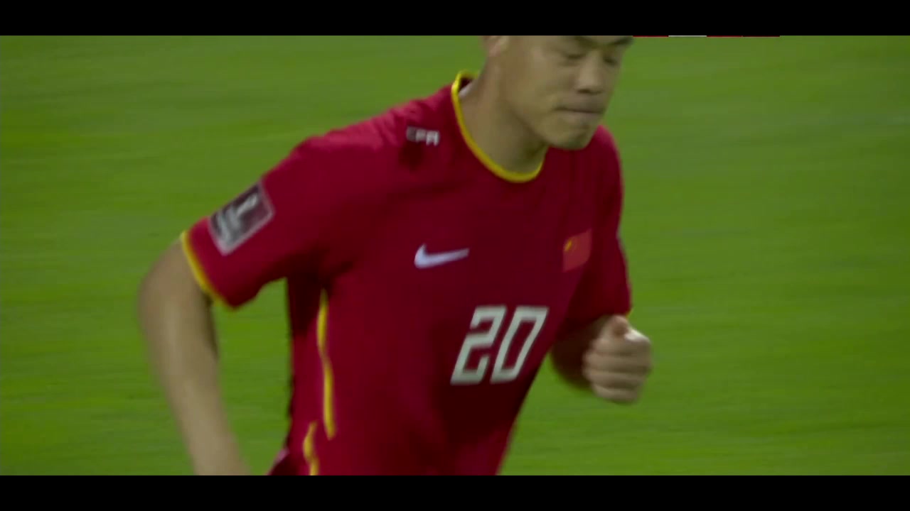 错失良机！谭龙这脚传球让解说员无语（谭龙集锦）