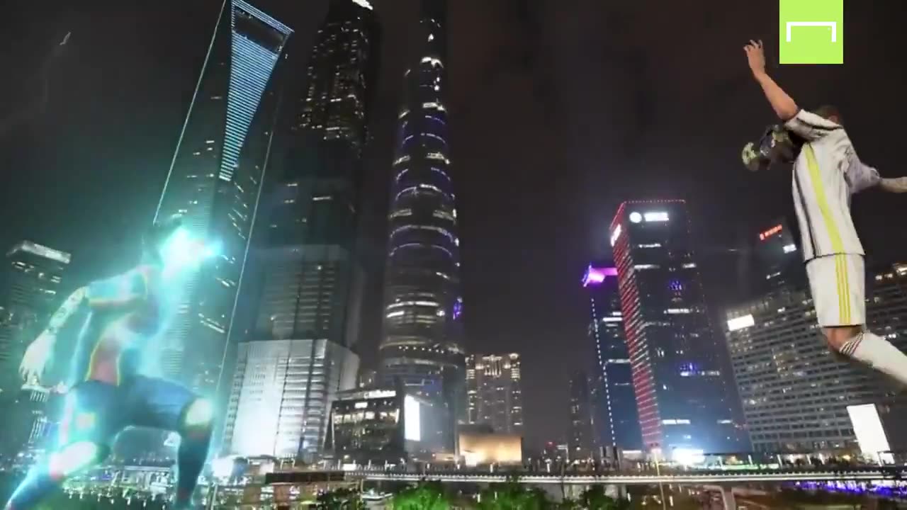 进击的巨人！Goal制作C罗VS梅西决战上海滩