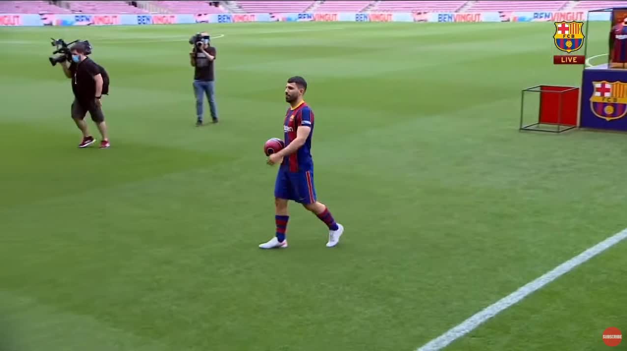 不颠球了！阿奎罗正式亮相诺坎普（阿奎罗集锦）