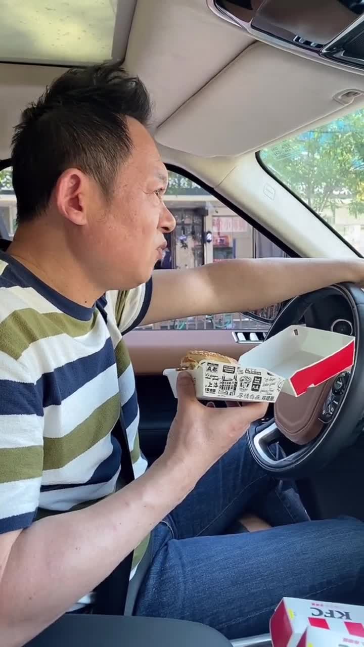 错失欧冠冠军 苏东：不明白瓜帅为何不上罗德里