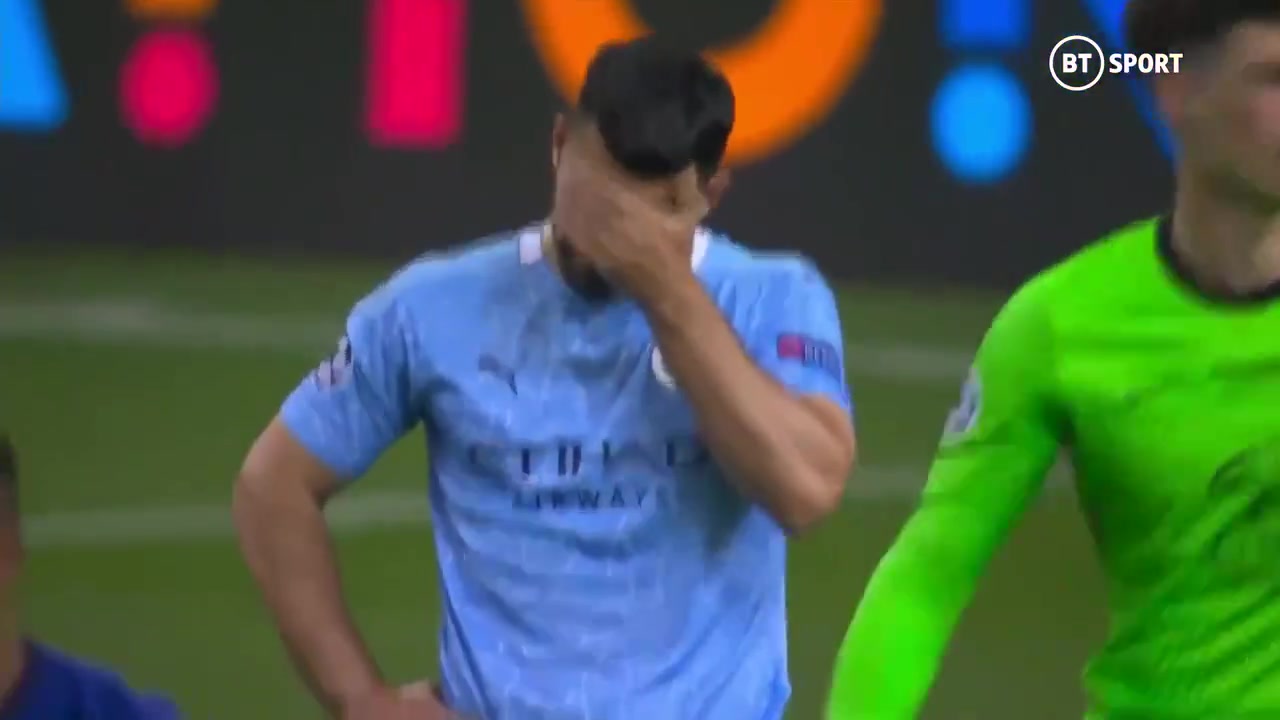 十年曼城生涯落幕，错失欧冠阿圭罗落下英雄泪