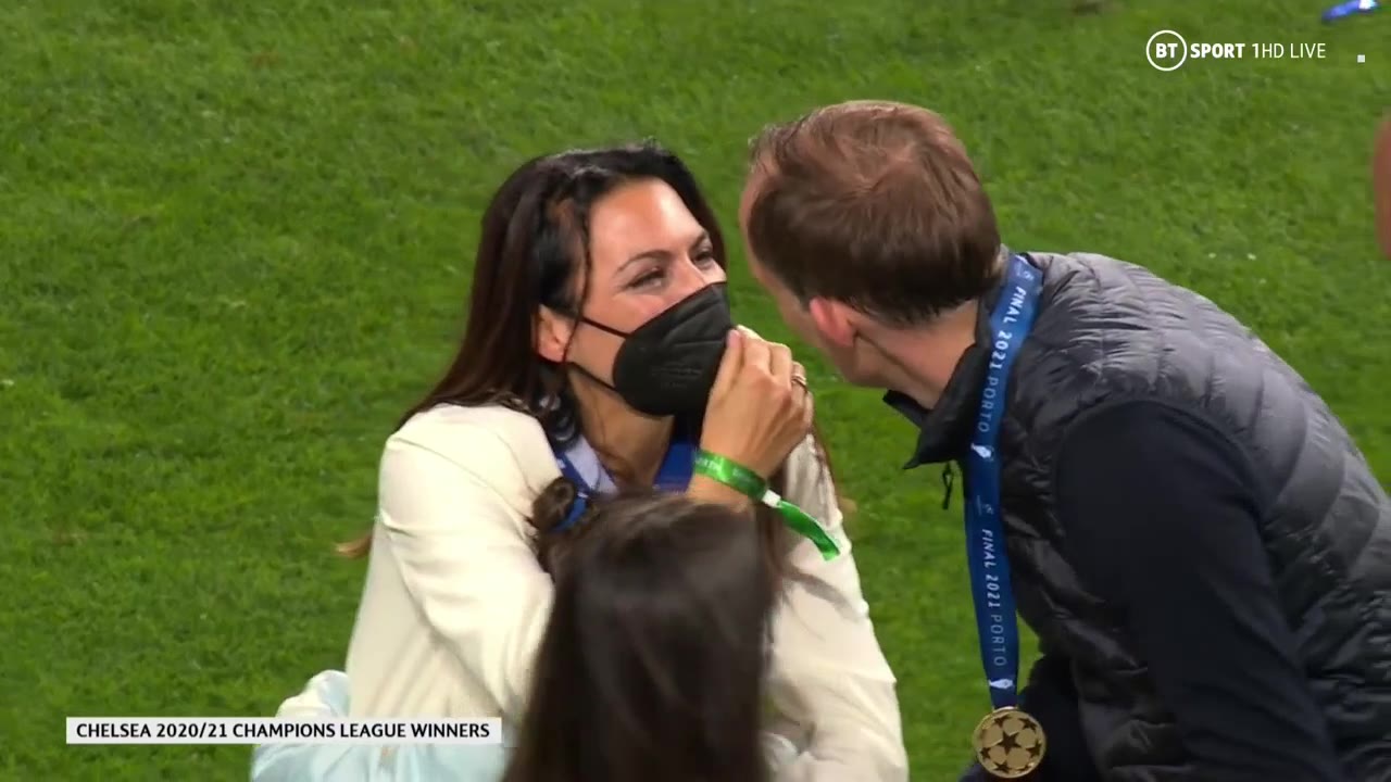 稳稳的幸福！图赫尔赛后与妻子热吻（图赫尔赛后采访）