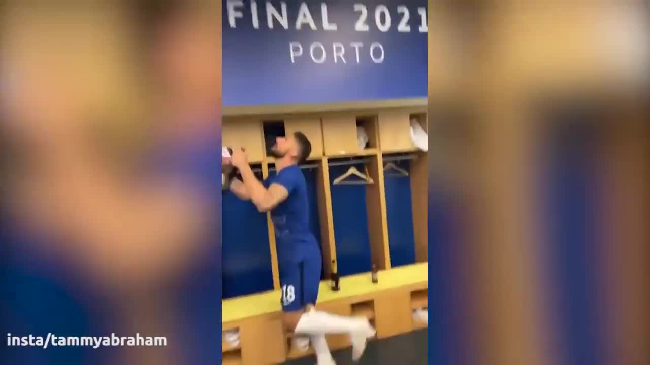 切尔西舞王！吉鲁更衣室风骚热舞庆祝夺冠（切尔西的吉鲁）