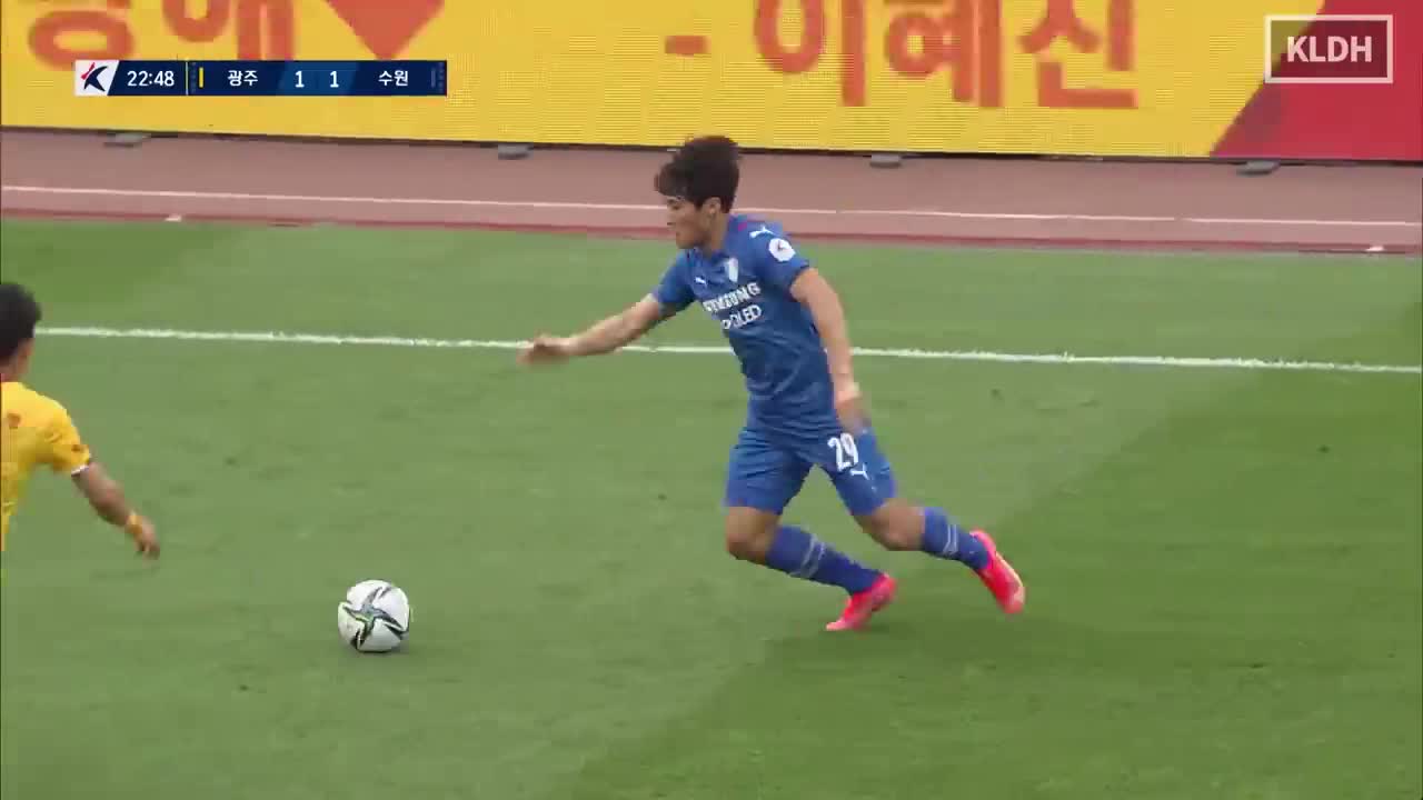 韩媒：韩国的姆巴佩！02年出生的郑湘彬入选国家队