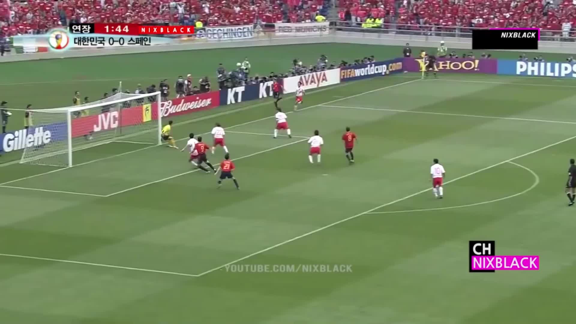 39岁与贝蒂斯续约至2022年！2002年华金vs韩国这一球太可惜了（足坛常青树:贝蒂斯传奇英雄华金）