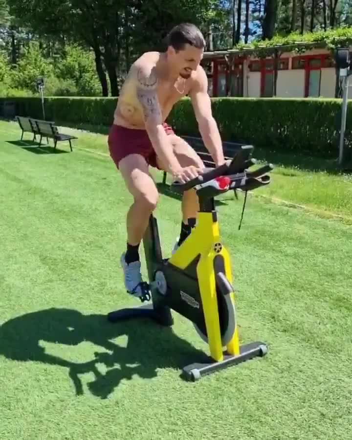 能赶上欧洲杯吗？伊布积极训练恢复膝伤（伊布去欧洲杯了吗）