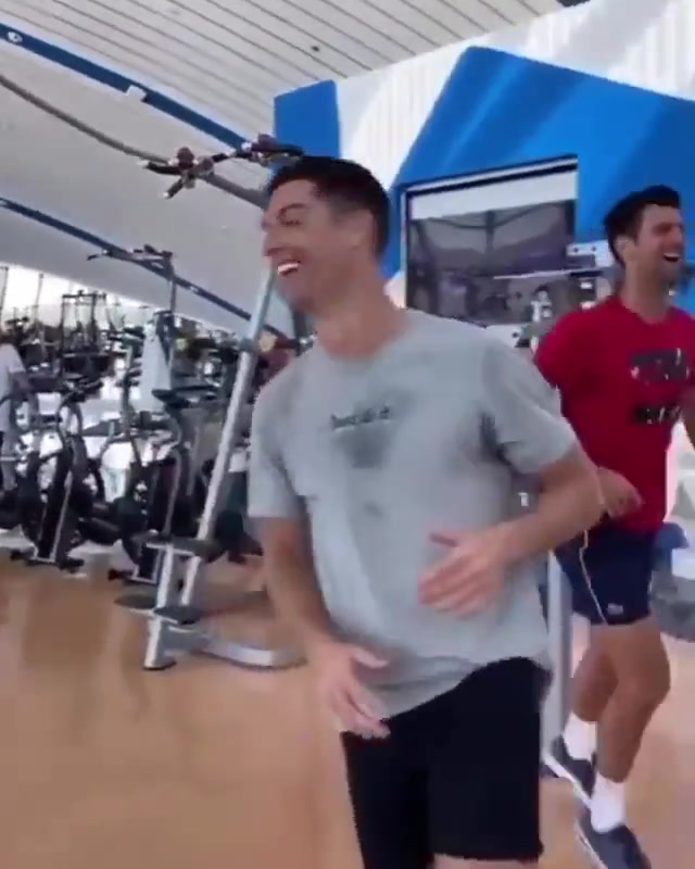 神仙组合！C罗传授德约跳高秘诀（c罗 德约）