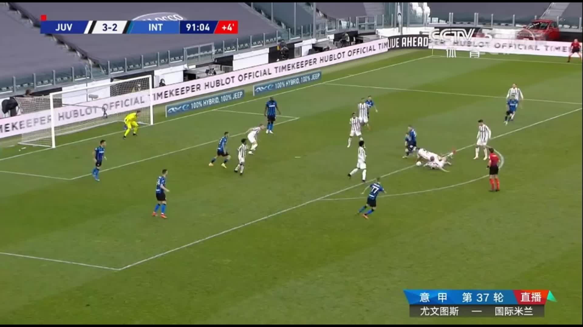 夸德拉多快速反击 B罗无奈犯规两黄变一红被罚下（夸德拉多集锦）