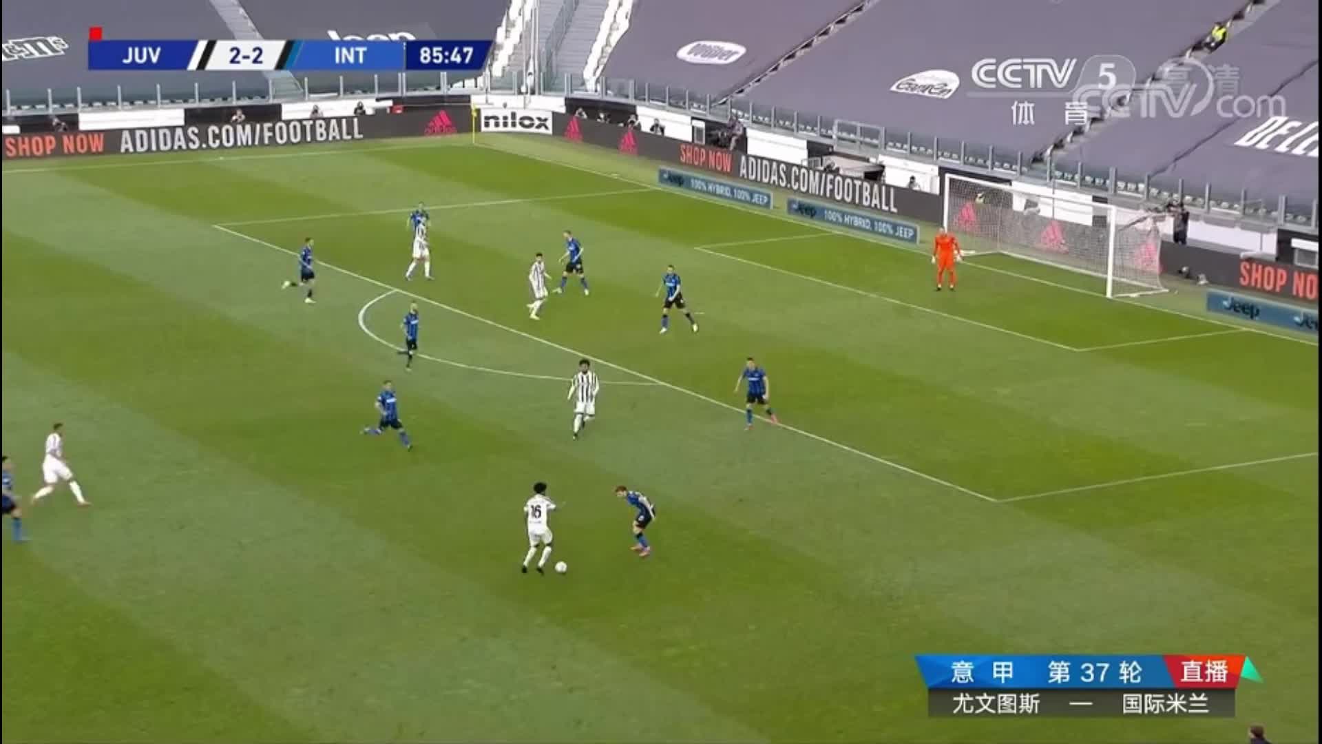 夸德拉多突破造点 亲自主罚破门拯救尤文（夸德拉多加盟尤文）