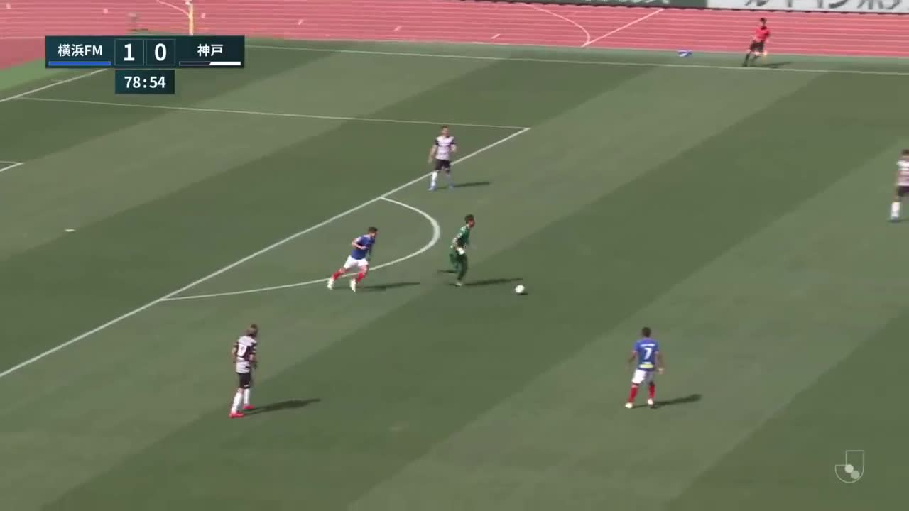 有内鬼!神户门将带球出禁区后传给对手(神户球员)
