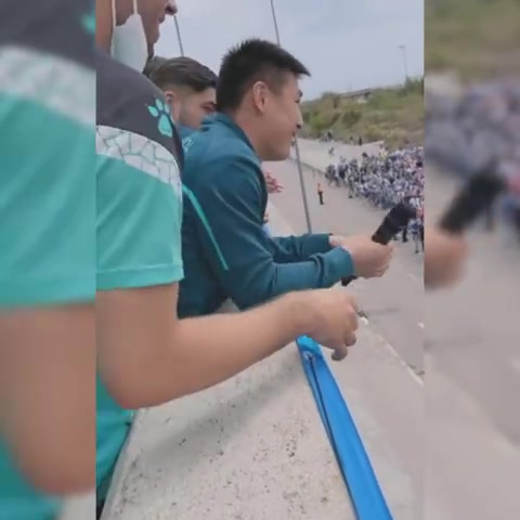 我爱你们！西班牙人庆典武磊喊话，球迷高唱“武磊之歌”（西班牙人球迷齐唱武磊之歌）