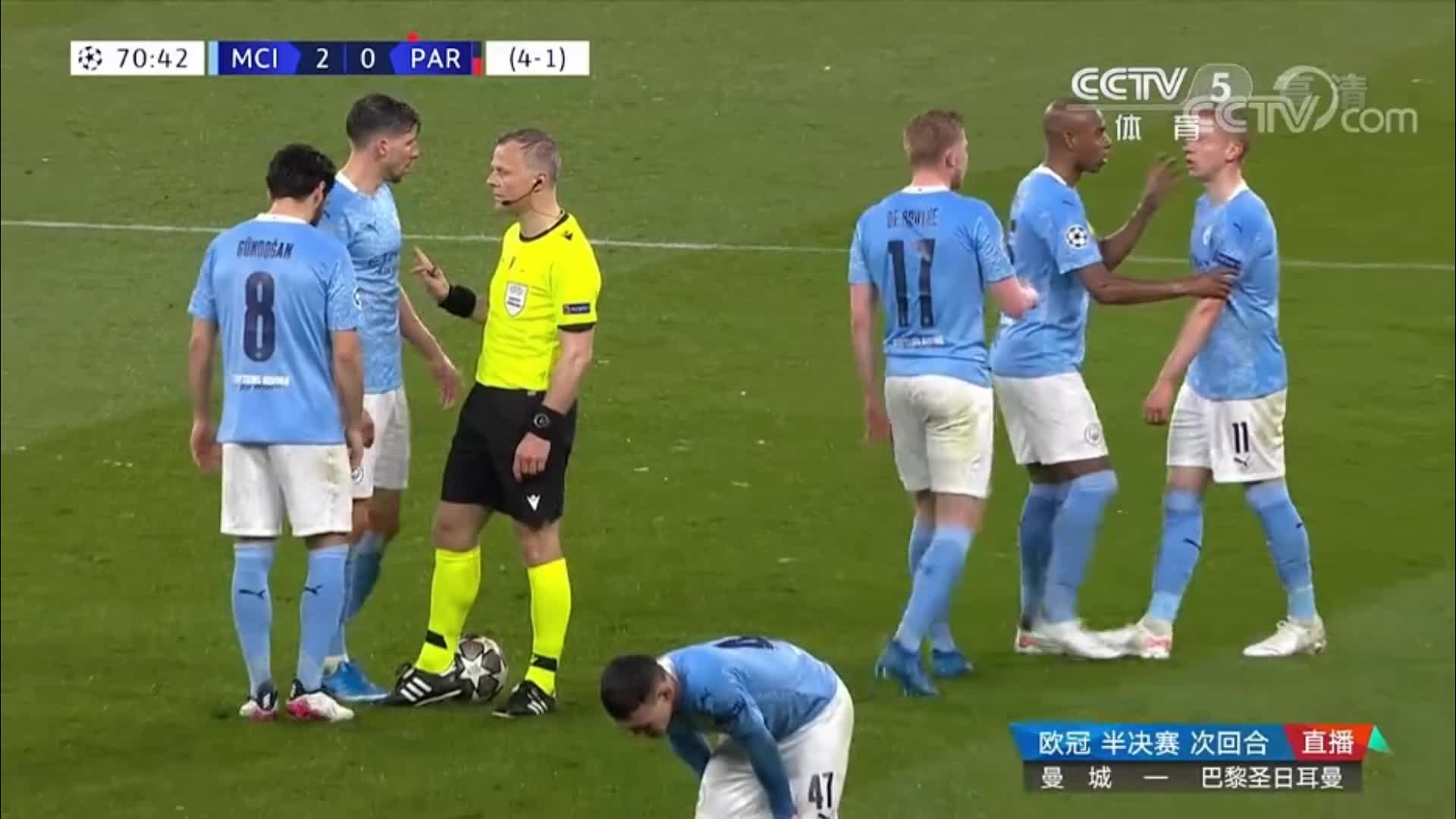 别动我兄弟！帕雷德斯偷袭福登 津琴科为队友暴怒出头吃牌