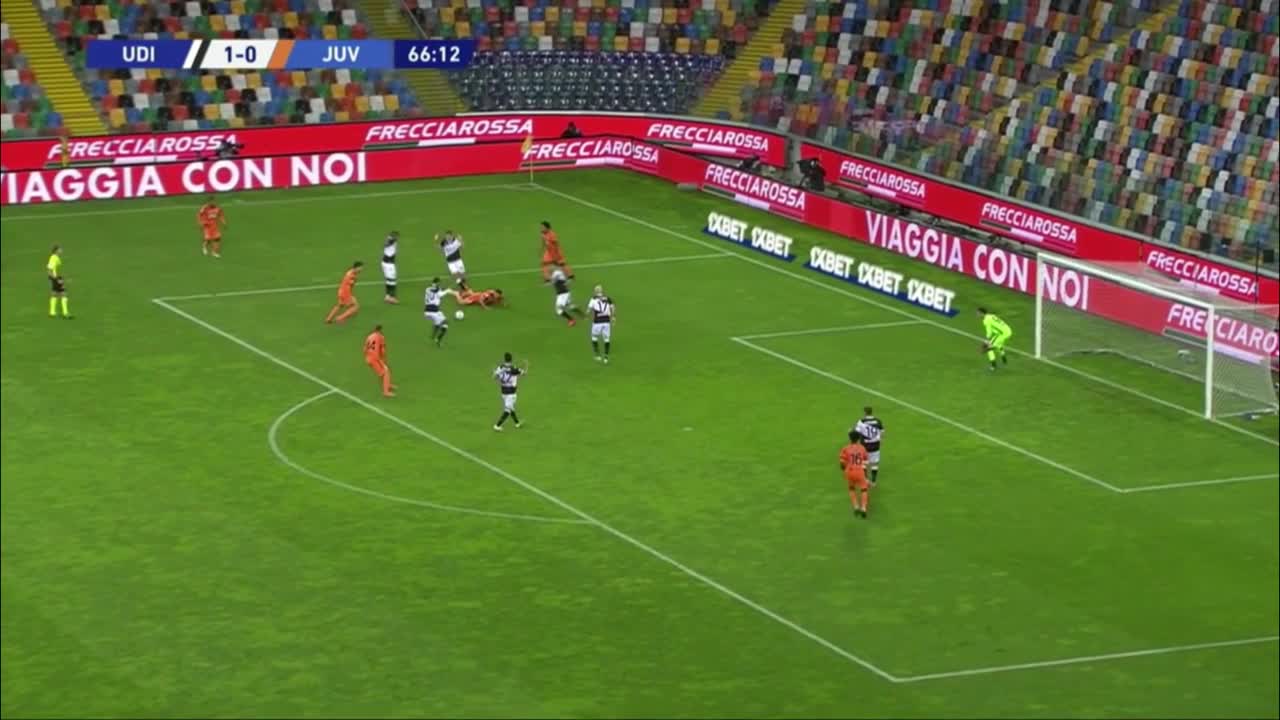 C罗在禁区内倒地遭裁判无视（c罗在禁区内倒地遭裁判无视怎么办）