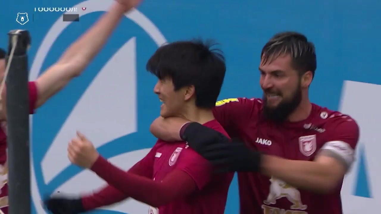 过掉门将！韩国国脚黄仁范俄超破门（韩国黄仁俊）