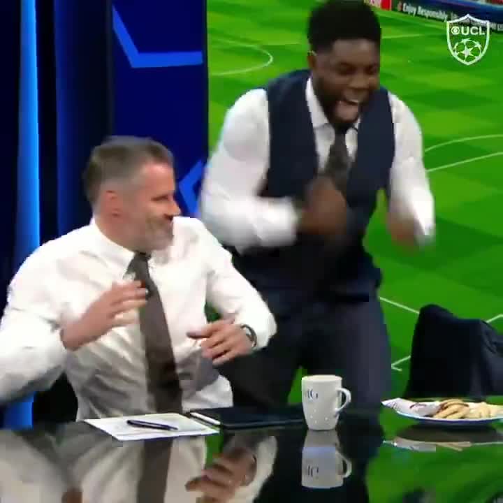 吓坏卡拉格！曼城名宿理查兹看到进球反应（曼城理查兹去哪了）