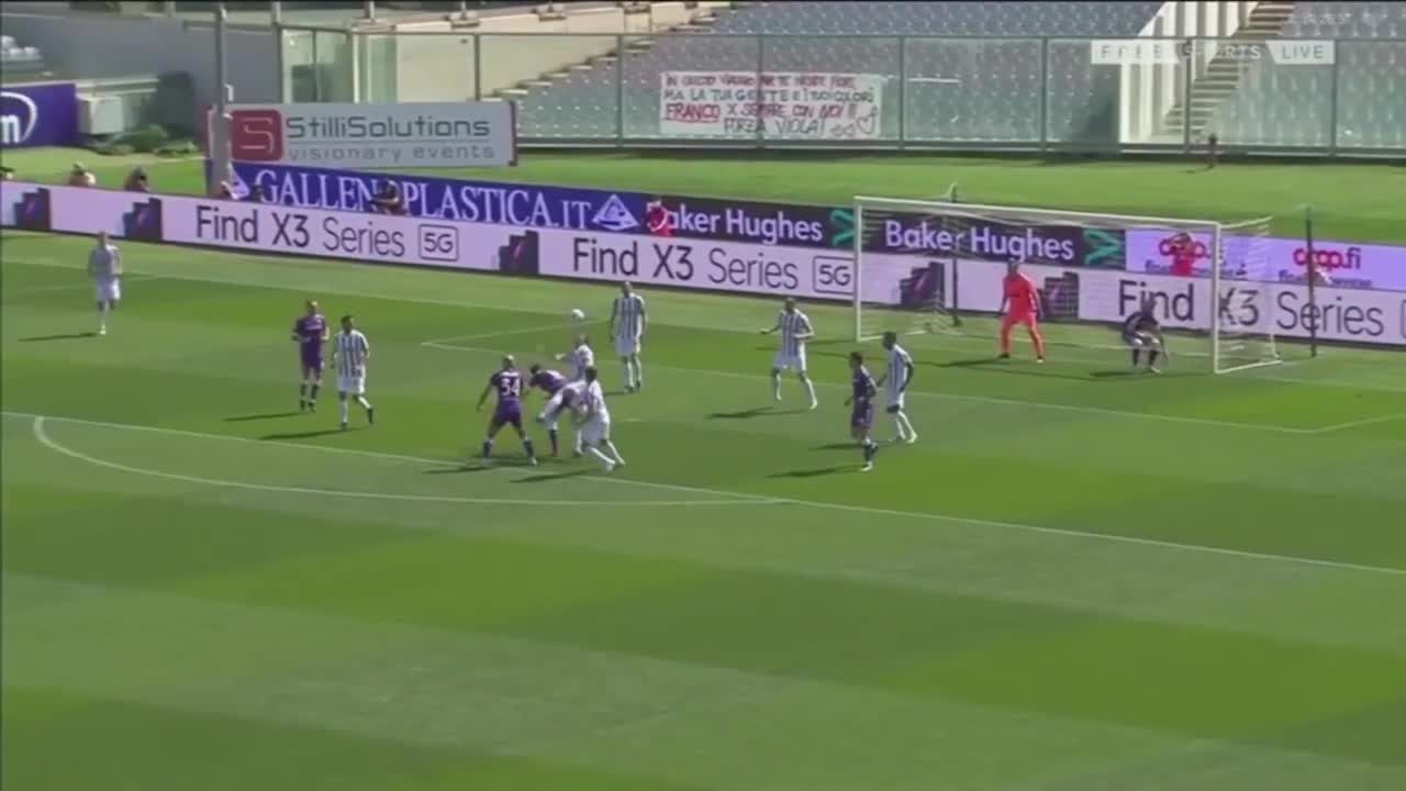 拉比奥特手球送点 弗拉霍维奇的勺子点球取得领先（拉比奥位置）