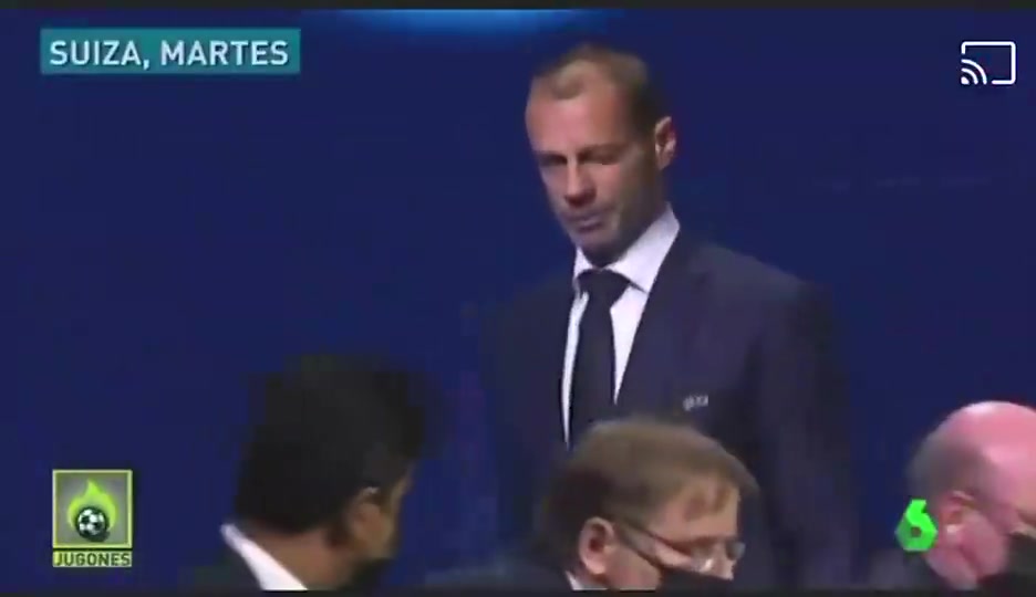 有内鬼终止交易？六台：切费林朝巴黎主席眨眼（切费林 巴黎）