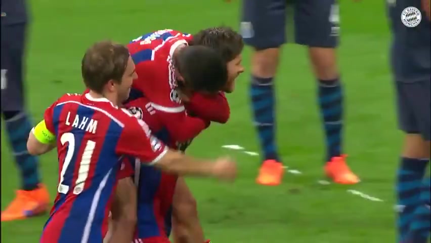 六年前的今天：拜仁总比分7-4逆转波尔图进欧冠四强（拜仁vs波尔图次回合）