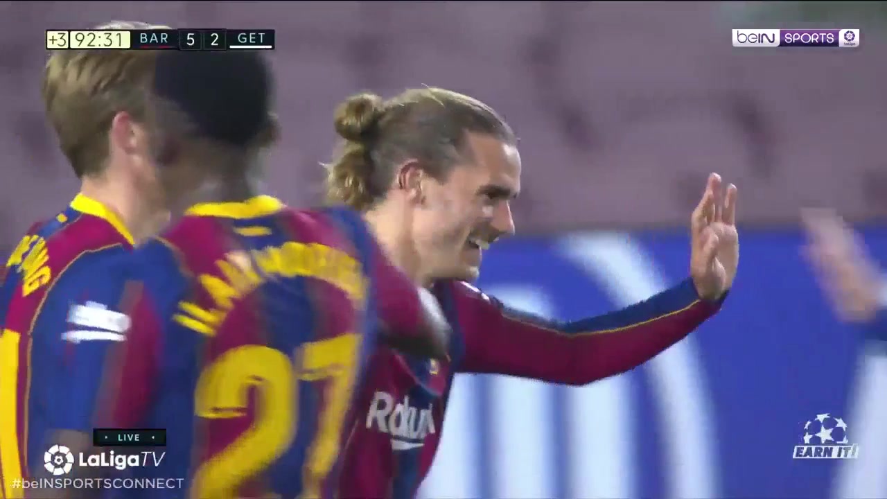 梅西无私让点放弃戴帽机会 格子主罚命中笑开怀