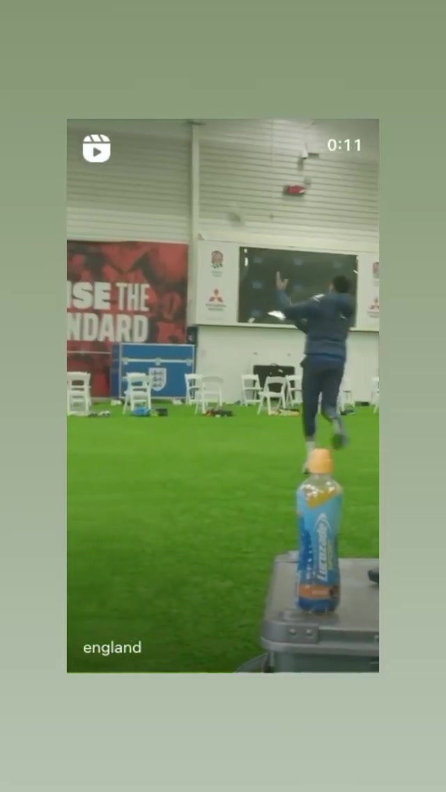 你的林皇，一箭穿杨！唱跳RAP，样样在行！（你的林皇,下一句）