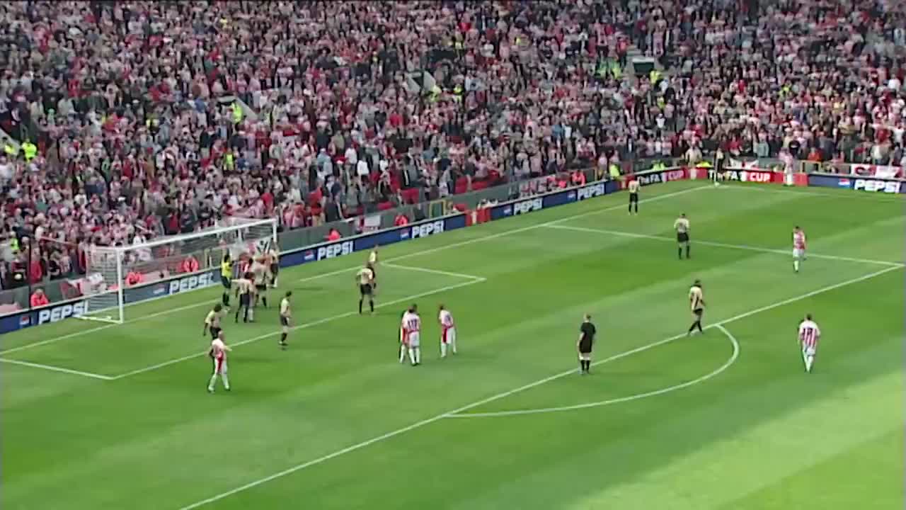 18年前的今天-希曼上演世纪扑救（希曼 2002）