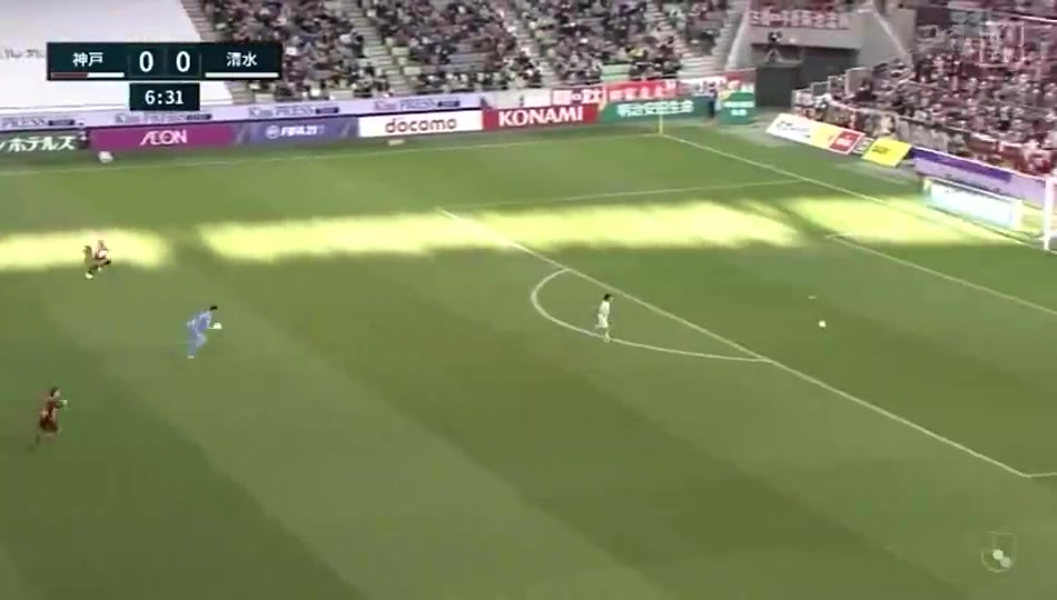 菜得真实or真有难度?J联赛球员面对整个空门不进(j联赛水平)