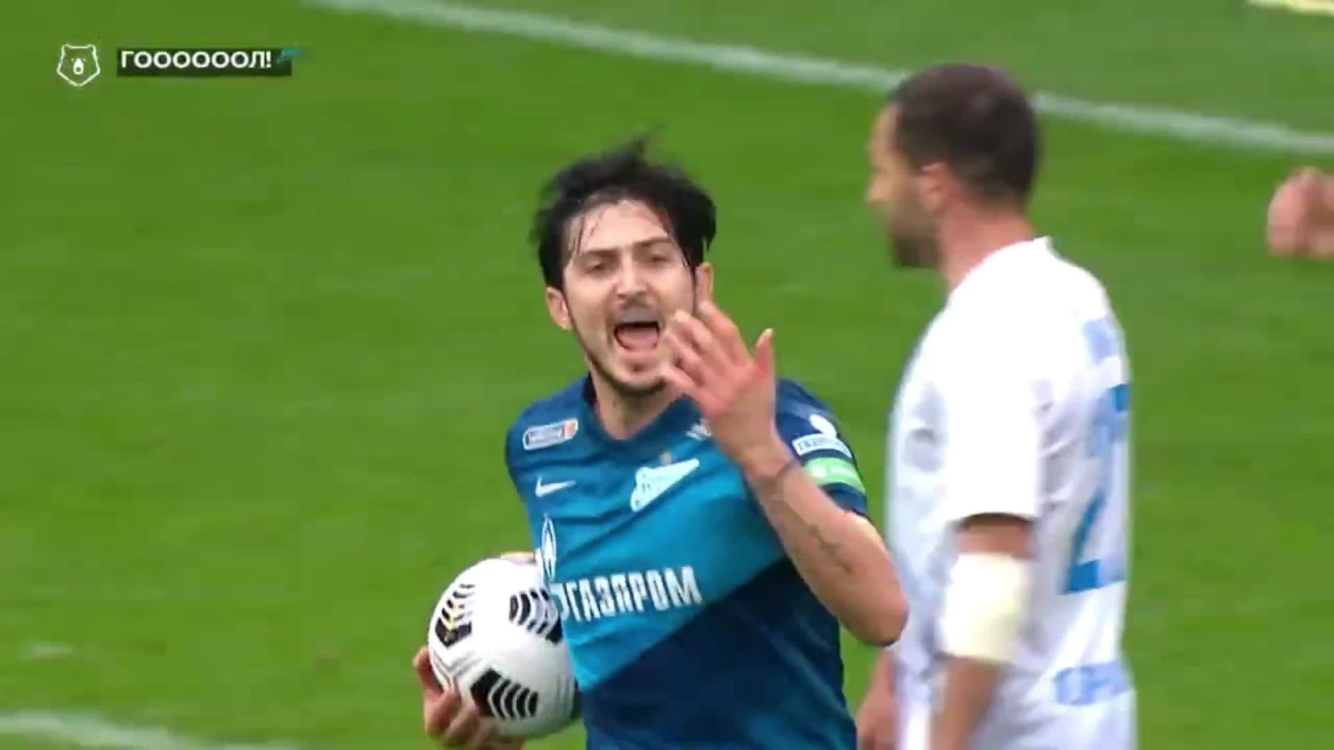 太强了！阿兹蒙俄超攻入两粒头球独占射手榜（阿兹蒙 俄超）