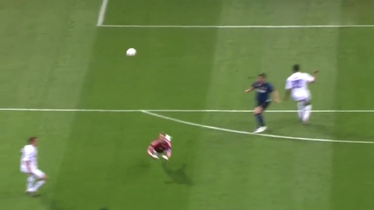 厉害了！斯坦科维奇中圈吊射破门打服诺伊尔（斯坦科维奇吊射诺伊尔是什么时候）