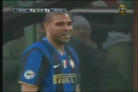 防不住！27岁的阿德里亚诺单挑40岁的马尔蒂尼（阿德里亚诺过马尔蒂尼）