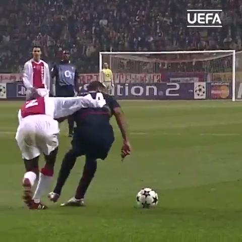 亨利：你扒拉我，我也照样过你！（你扒拉我是什么意思）