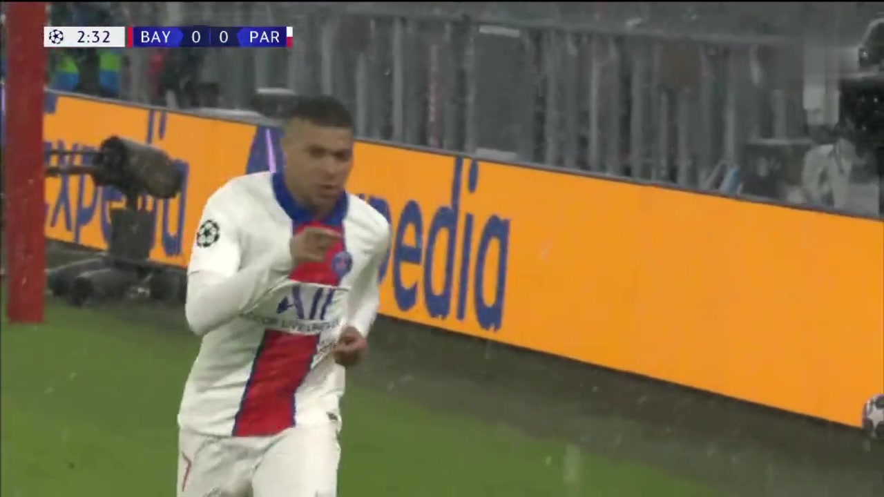 内马尔妙传助攻 姆巴佩开场3分钟攻破拜仁大门（内马尔谈姆巴佩）