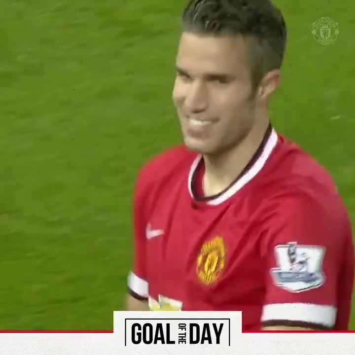 别让范佩西拿到左脚射门的机会！（范佩西左脚还是右脚）