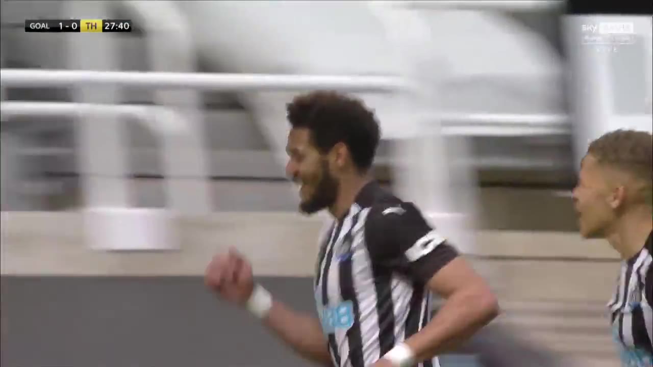 桑切斯后场出球失误送礼 纽卡攻破热刺大门